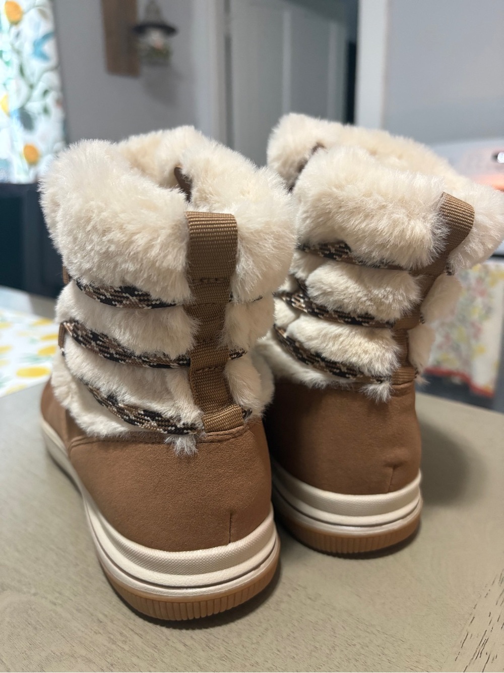Women’s Clark’s Cloudsteppers Breeze Cozy - Picture 2 of 6